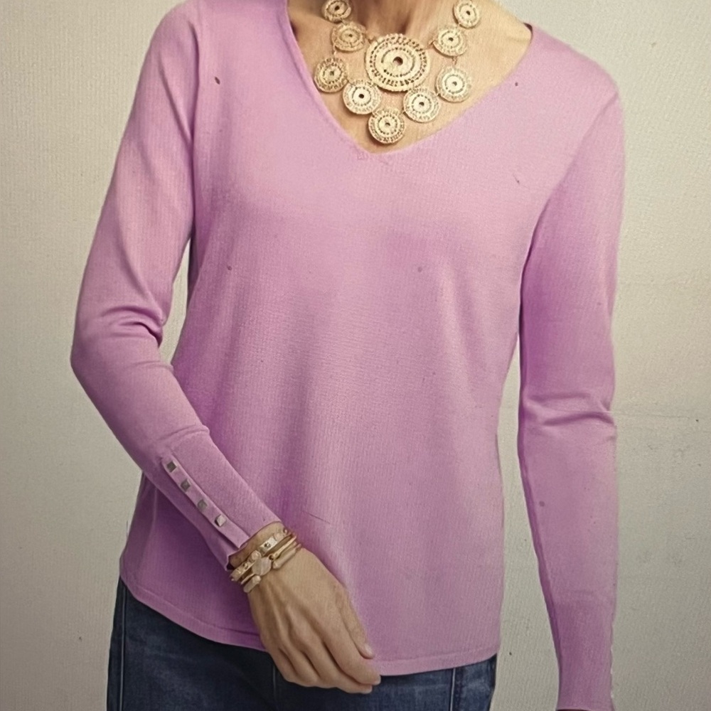 Chico's Lavender Long Sleeve V-Neck Pullover Sweater